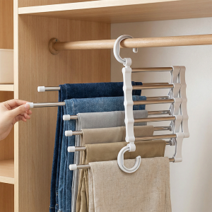 HangPro 5-in-1 Kleiderbügel – Kompaktes Design für mehrere Teile